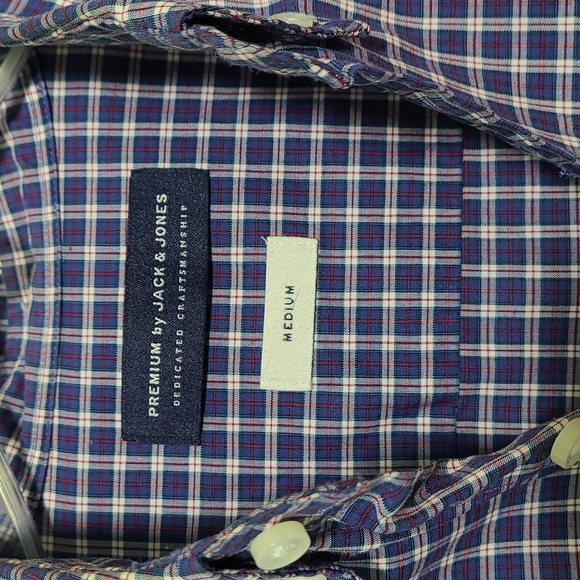 Premium Jack & Jones sz M Button Down - Picture 4 of 4